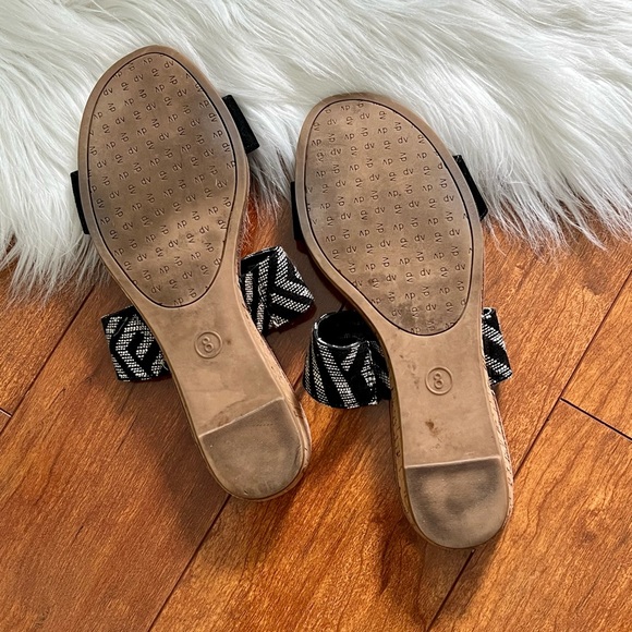 Dolce Vita Aztec Woven BoHo Wedge Sandals- Size 8 - Picture 4 of 6